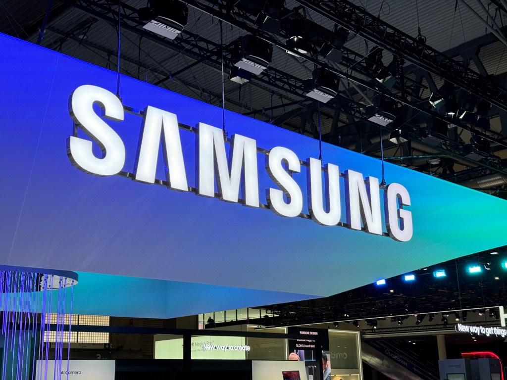 Keuntungan operasi Samsung melonjak 930% kerana lebih banyak permintaan untuk cip memori didorong oleh angin sampingan AI