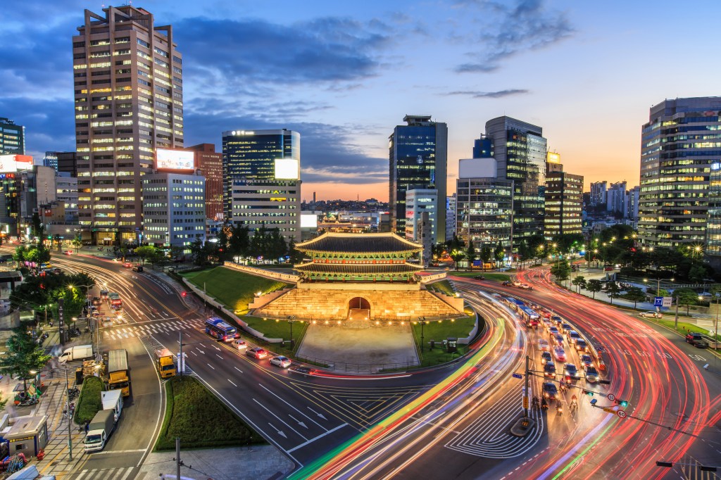 Dalam persidangan pemimpin negara dan syarikat di Seoul, komitmen keselamatan AI diumumkan