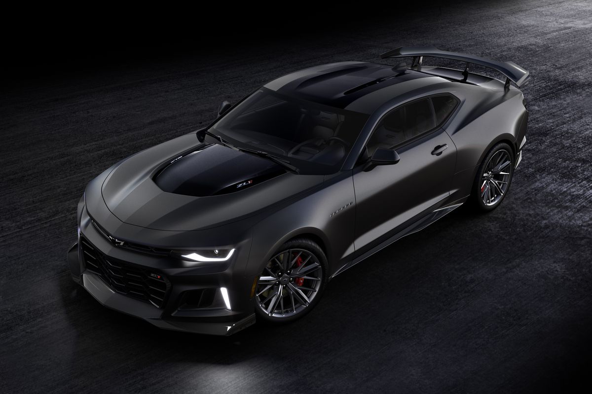 Chevy Camaro Boleh Kembali sebagai Kereta Elektrik yang Menyenangkan untuk Dikendalikan, Kata Presiden GM